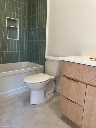 42 Owen Avenue, Gananoque, ON - Indoor Photo Showing Bathroom