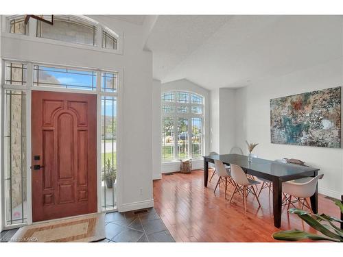 1090 Fawn Court, Kingston, ON - Indoor Photo Showing Dining Room