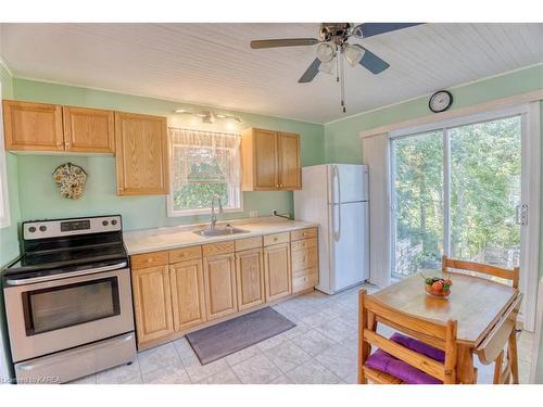 14255 Road 38 Road, Sharbot Lake, ON - Indoor Photo Showing Kitchen