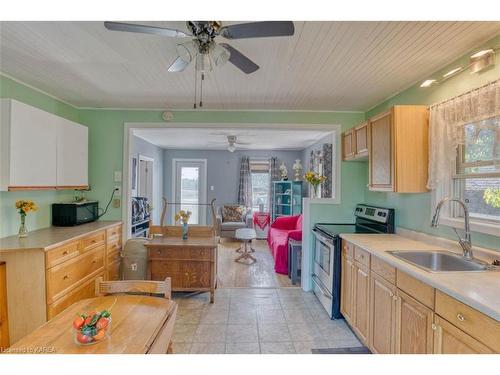 14255 Road 38 Road, Sharbot Lake, ON - Indoor Photo Showing Kitchen