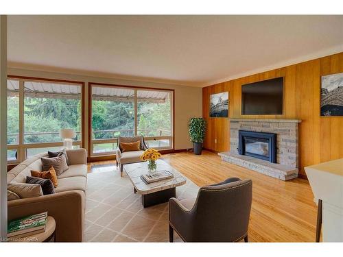 355 Elizabeth Drive, Gananoque, ON - Indoor Photo Showing Living Room With Fireplace