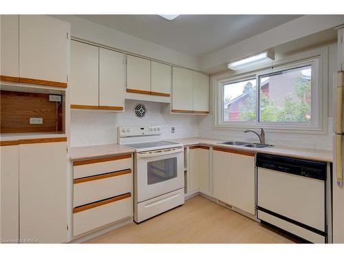 355 Elizabeth Drive, Gananoque, ON - Indoor Photo Showing Kitchen With Double Sink