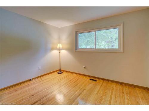 355 Elizabeth Drive, Gananoque, ON - Indoor Photo Showing Other Room