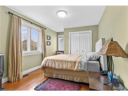 1137 Trailhead Place, Kingston, ON - Indoor Photo Showing Bedroom