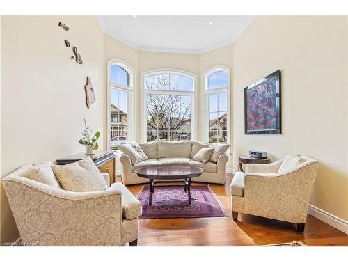 1137 Trailhead Place, Kingston, ON - Indoor Photo Showing Living Room