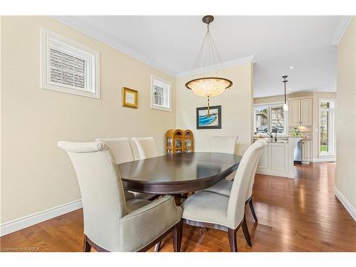 1137 Trailhead Place, Kingston, ON - Indoor Photo Showing Dining Room