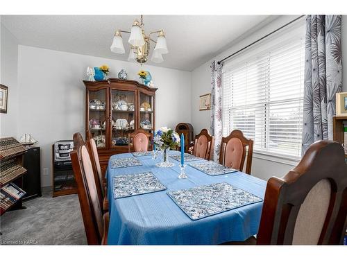 5810 County Rd 9, Napanee, ON - Indoor Photo Showing Dining Room