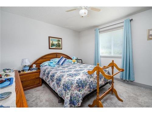 5810 County Rd 9, Napanee, ON - Indoor Photo Showing Bedroom