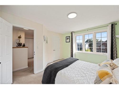 476 Fieldstone Drive, Kingston, ON - Indoor Photo Showing Bedroom