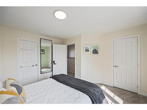 476 Fieldstone Drive, Kingston, ON - Indoor Photo Showing Bedroom