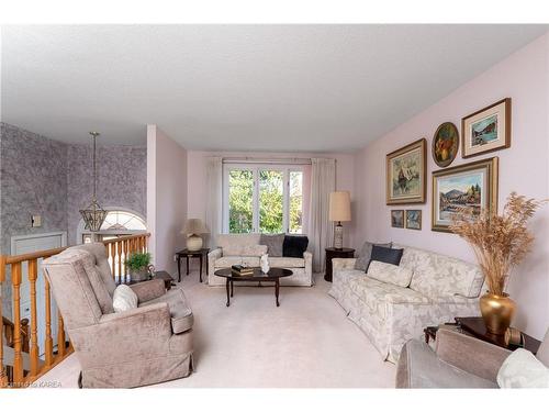 963 Auden Park Drive, Kingston, ON - Indoor Photo Showing Living Room