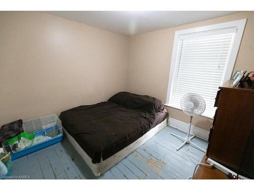 76-78 North Street, Kingston, ON - Indoor Photo Showing Bedroom