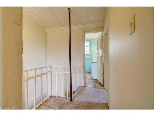 661 County Rd 25, Napanee, ON - Indoor Photo Showing Other Room