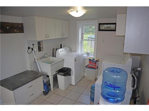 3281 Switzerville Road, Napanee, ON - Indoor Photo Showing Laundry Room