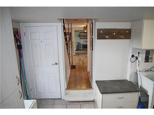 3281 Switzerville Road, Napanee, ON - Indoor Photo Showing Kitchen