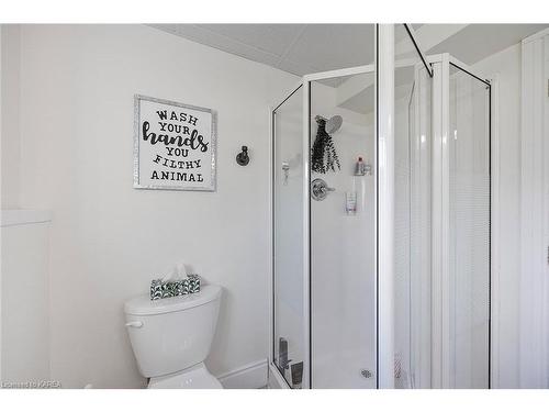 1439 Mildred Street, Kingston, ON - Indoor Photo Showing Bathroom