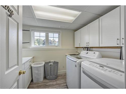 1439 Mildred Street, Kingston, ON - Indoor Photo Showing Laundry Room