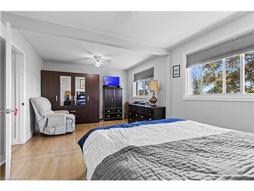 419 Shane Street, Odessa, ON - Indoor Photo Showing Bedroom