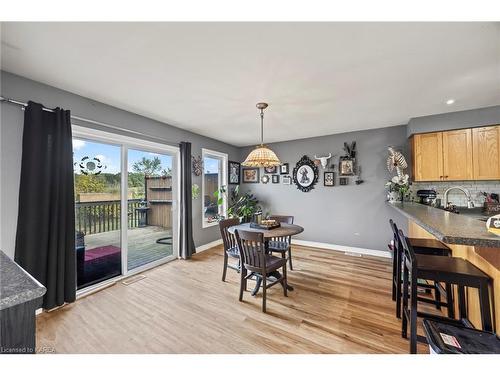 57 Kanvers Way, Napanee, ON - Indoor Photo Showing Dining Room