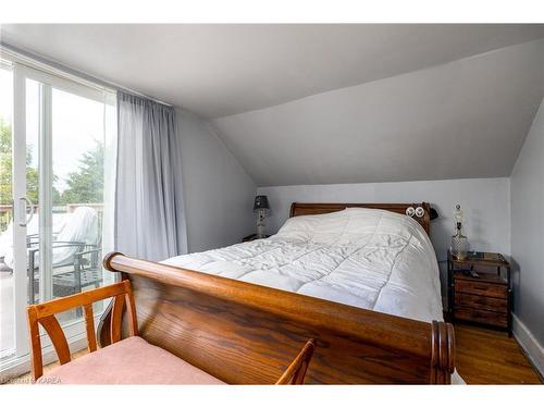 293 Dundas Street W, Napanee, ON - Indoor Photo Showing Bedroom