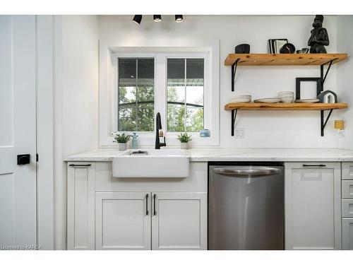 859 Gunter Settlement Road, Quinte West, ON - Indoor Photo Showing Kitchen