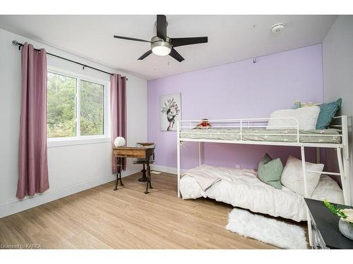 859 Gunter Settlement Road, Quinte West, ON - Indoor Photo Showing Bedroom