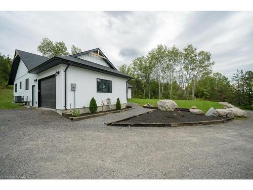 859 Gunter Settlement Road, Quinte West, ON - Outdoor