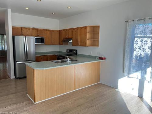 430 Weston Crescent, Kingston, ON - Indoor Photo Showing Kitchen With Double Sink