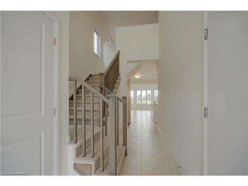 12 Oakmont Drive, Bath, ON - Indoor Photo Showing Other Room