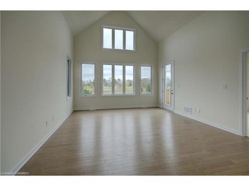 12 Oakmont Drive, Bath, ON - Indoor Photo Showing Other Room