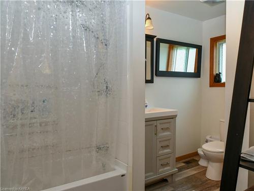 55 Birch Street, Gananoque, ON - Indoor Photo Showing Bathroom