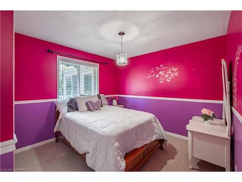 155 Elmwood Drive, Gananoque, ON - Indoor Photo Showing Bedroom