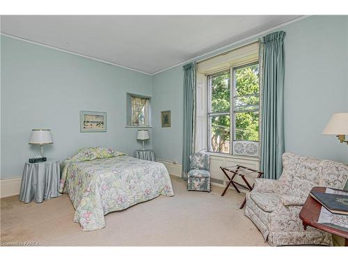 5 Emily Street, Kingston, ON - Indoor Photo Showing Bedroom