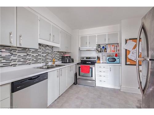 859 Cunningham Crescent, Brockville, ON - Indoor Photo Showing Kitchen With Double Sink