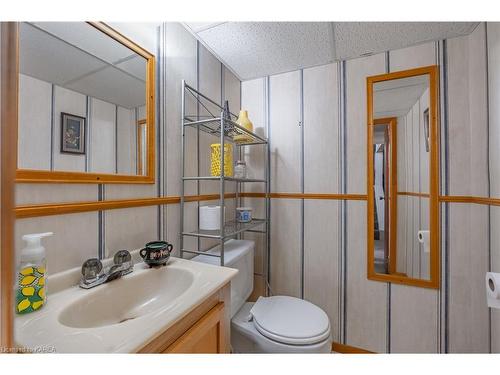 859 Cunningham Crescent, Brockville, ON - Indoor Photo Showing Bathroom