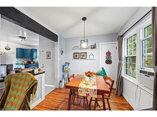 796 Portsmouth Avenue, Kingston, ON - Indoor Photo Showing Dining Room