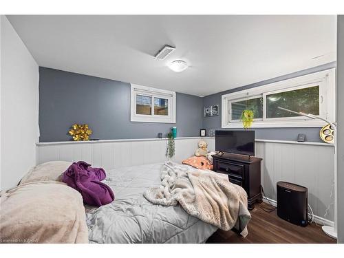 796 Portsmouth Avenue, Kingston, ON - Indoor Photo Showing Bedroom