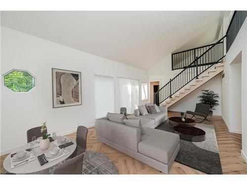 4 Booth Avenue, Kingston, ON - Indoor Photo Showing Living Room