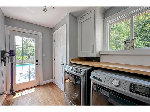 4422 Highway 15, Kingston, ON - Indoor Photo Showing Laundry Room