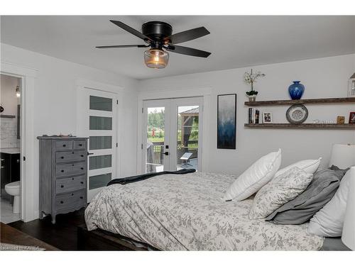 4422 Highway 15, Kingston, ON - Indoor Photo Showing Bedroom