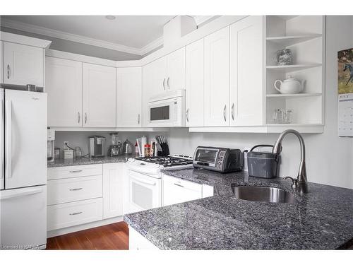 4422 Highway 15, Kingston, ON - Indoor Photo Showing Kitchen