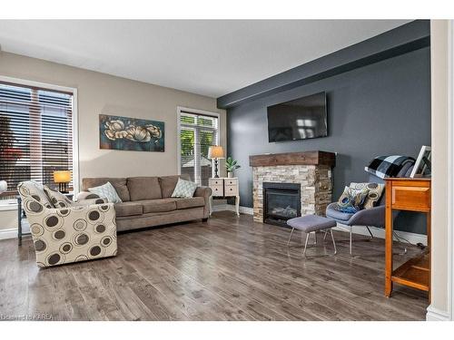 2617 Delmar St, Kingston, ON - Indoor Photo Showing Living Room With Fireplace