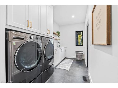 1088 Balsam Lane, Inverary, ON - Indoor Photo Showing Laundry Room