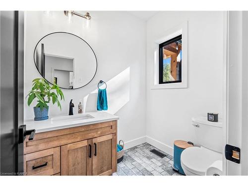 1088 Balsam Lane, Inverary, ON - Indoor Photo Showing Bathroom