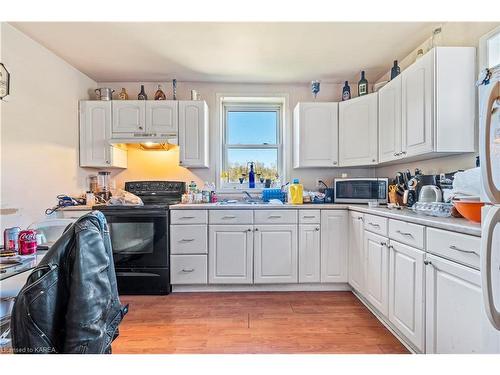 150 Brock Street, Brockville, ON - Indoor Photo Showing Kitchen