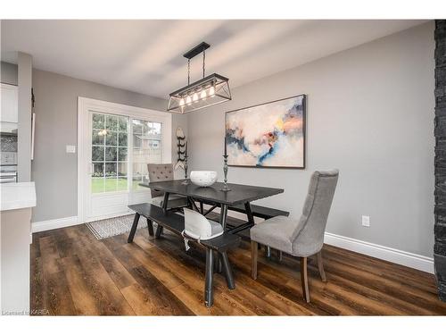 87 Sunset Boulevard, Kingston, ON - Indoor Photo Showing Dining Room