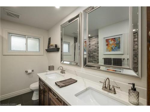 87 Sunset Boulevard, Kingston, ON - Indoor Photo Showing Bathroom