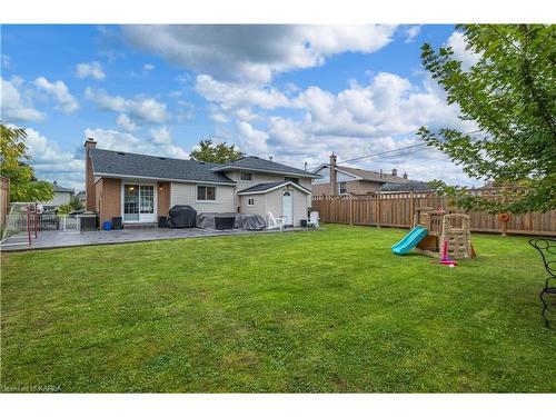 87 Sunset Boulevard, Kingston, ON - Outdoor With Backyard