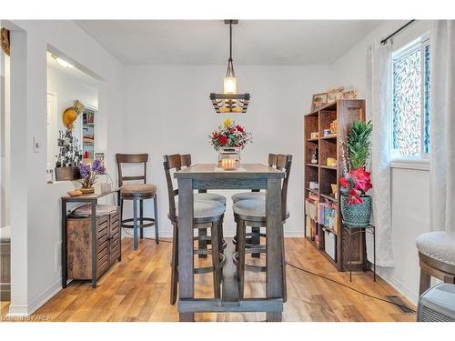 1001 Field Court, Cobourg, ON - Indoor Photo Showing Dining Room