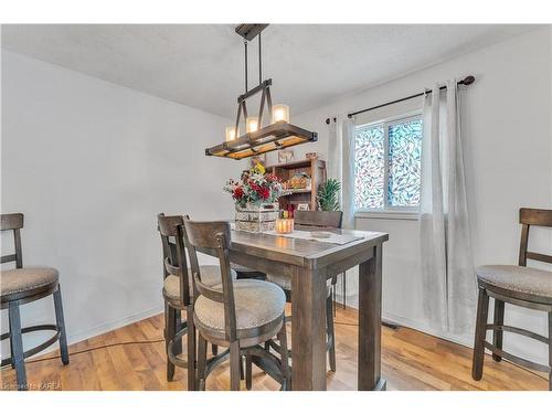 1001 Field Court, Cobourg, ON - Indoor Photo Showing Dining Room